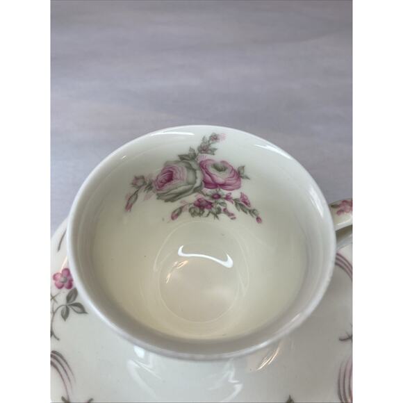 Vintage Castleton Belrose Demitasse Tea Cup & Saucer Floral Roses 2 PCs - Picture 2 of 10